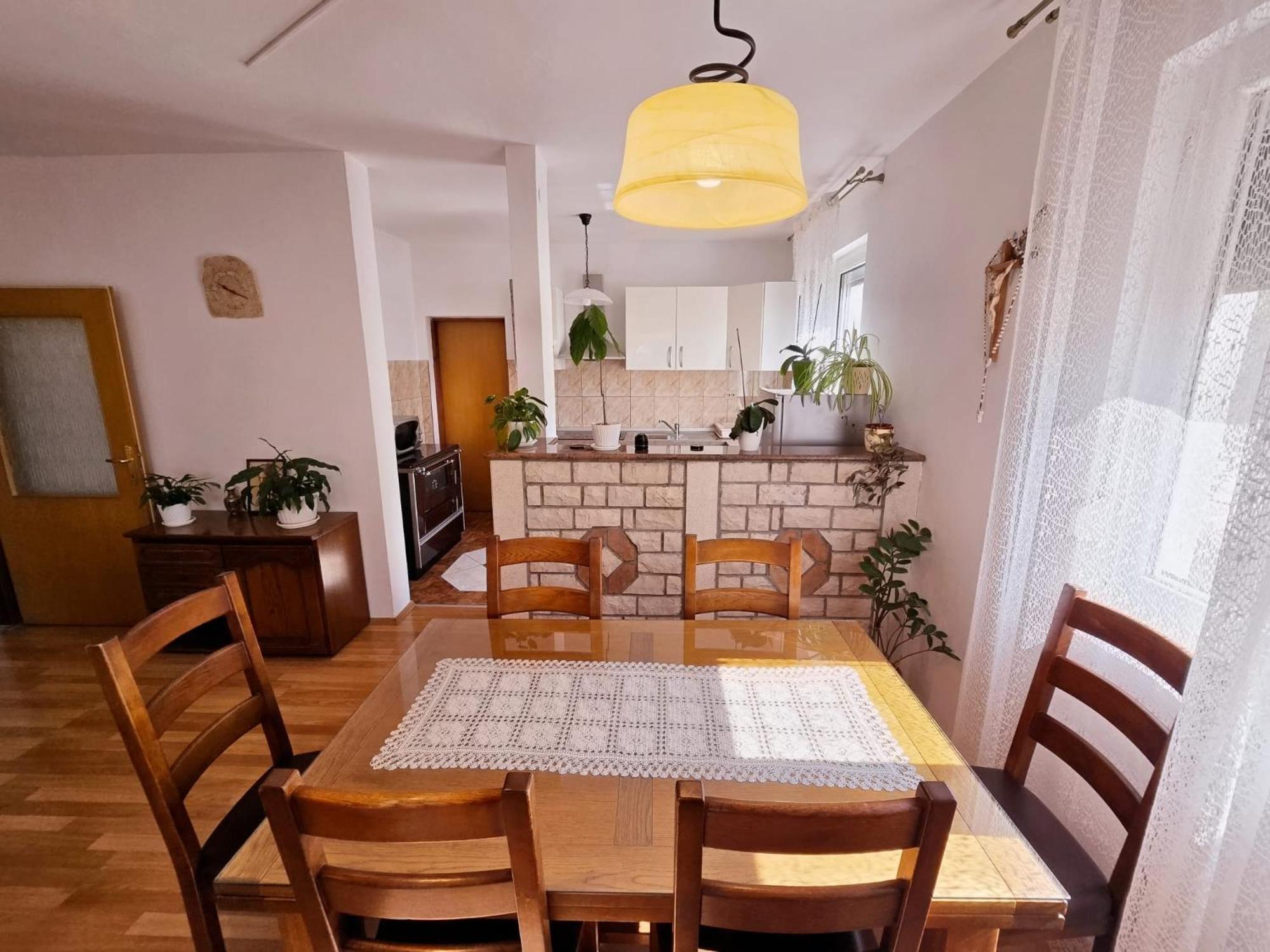 Spacious Apartment With Parking&Garden Marčana Eksteriør billede
